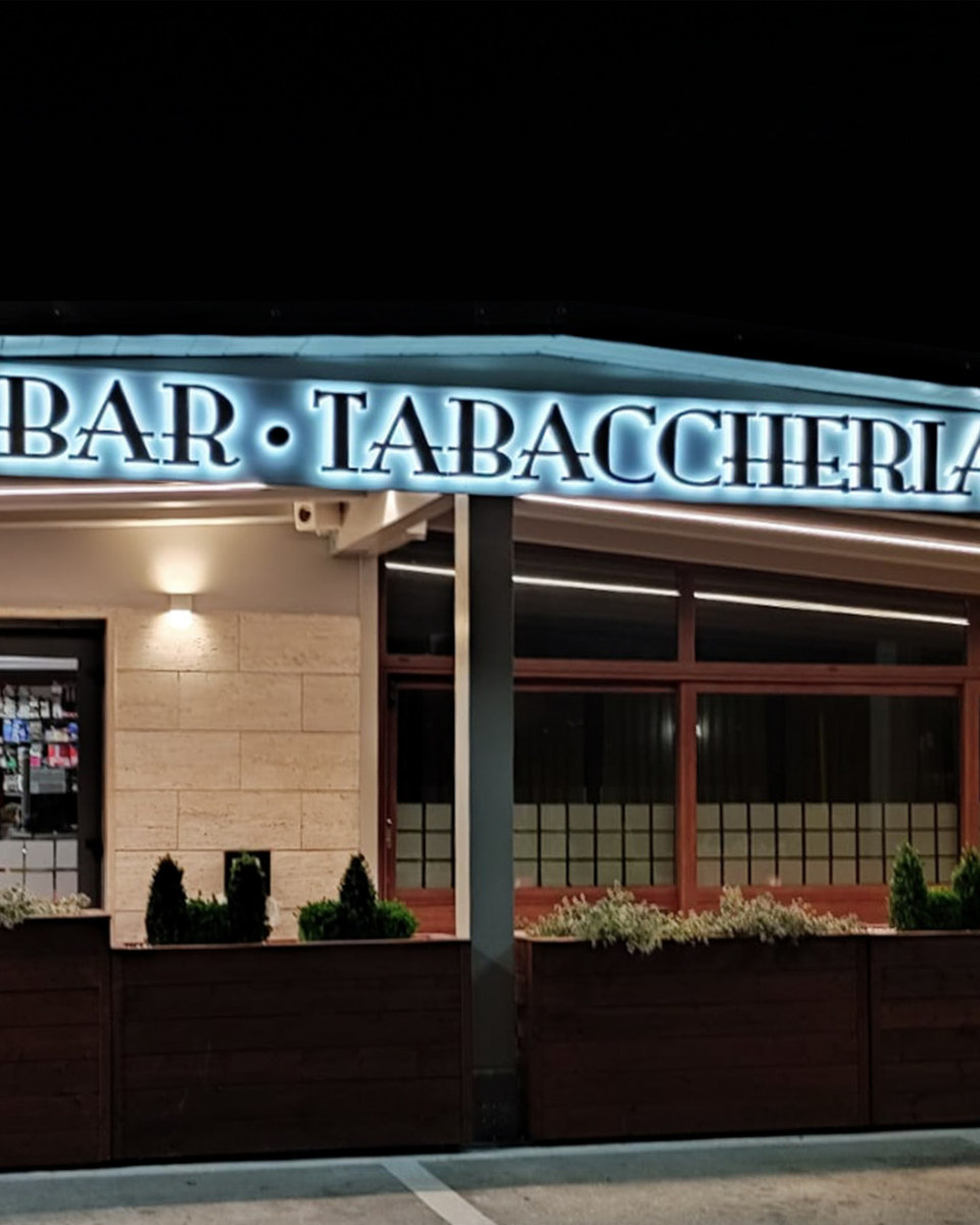 Realizzazione Lettere scatolate a luce riflessa per Bar Tabaccheria