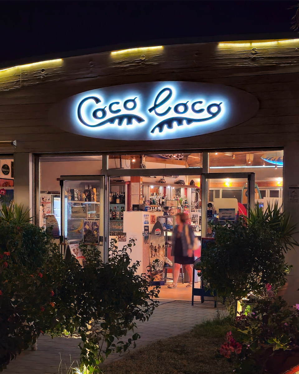 Realizzazione Lettere scatolate a luce riflessa per Cocoloco