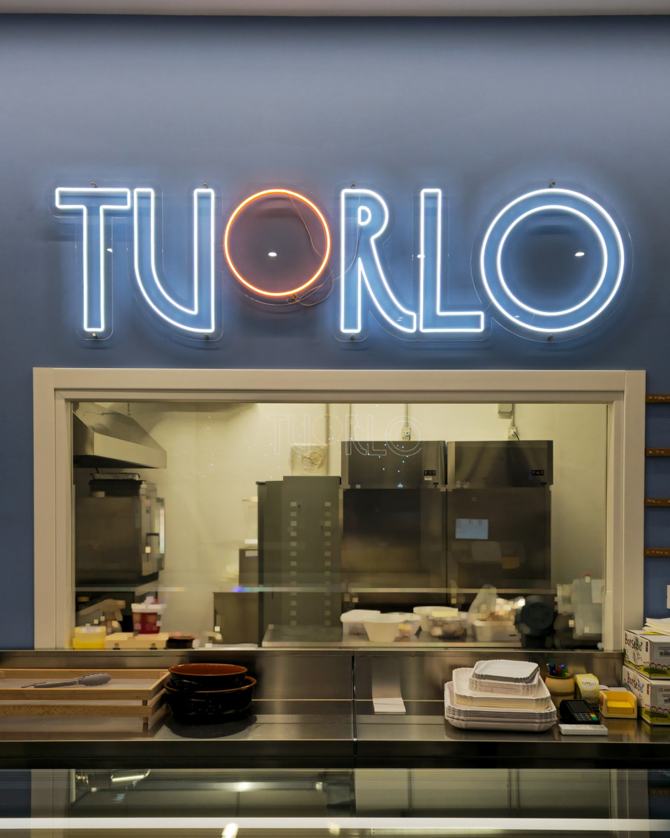 Neon LED per Tuorlo